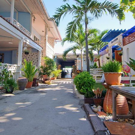 Sukkee Beach Resort Koh Larn Extérieur photo