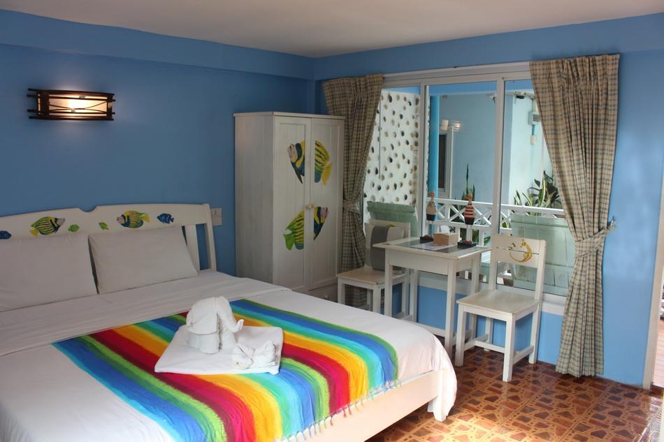 Sukkee Beach Resort Koh Larn Extérieur photo